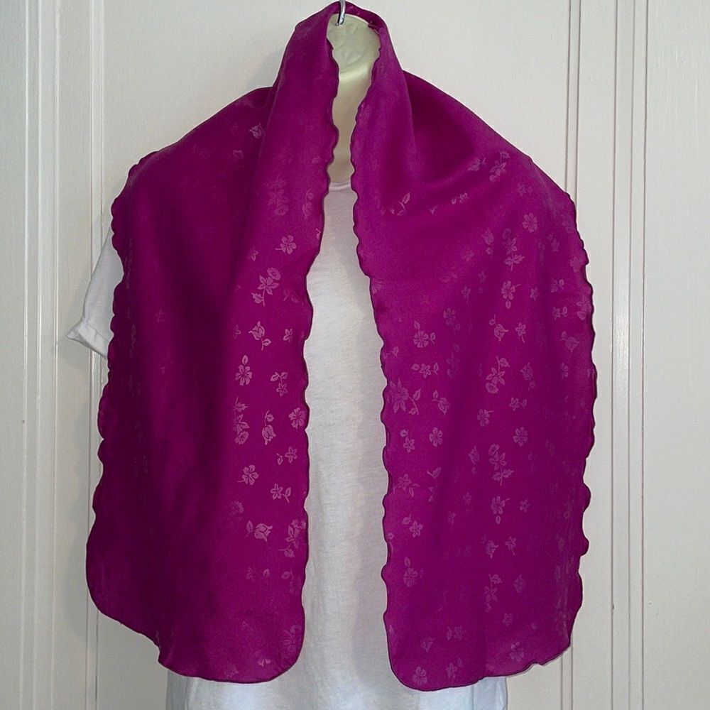 Vintage 70s Durlacher & Co purply/pink polyester scarf with floral design